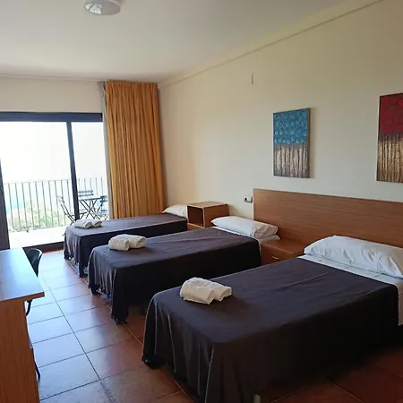 Cor De Prades Hotel *