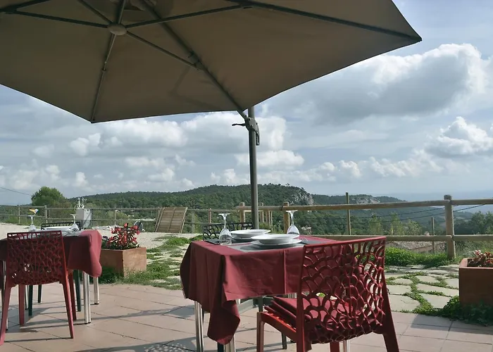 Cor De Prades Отель *